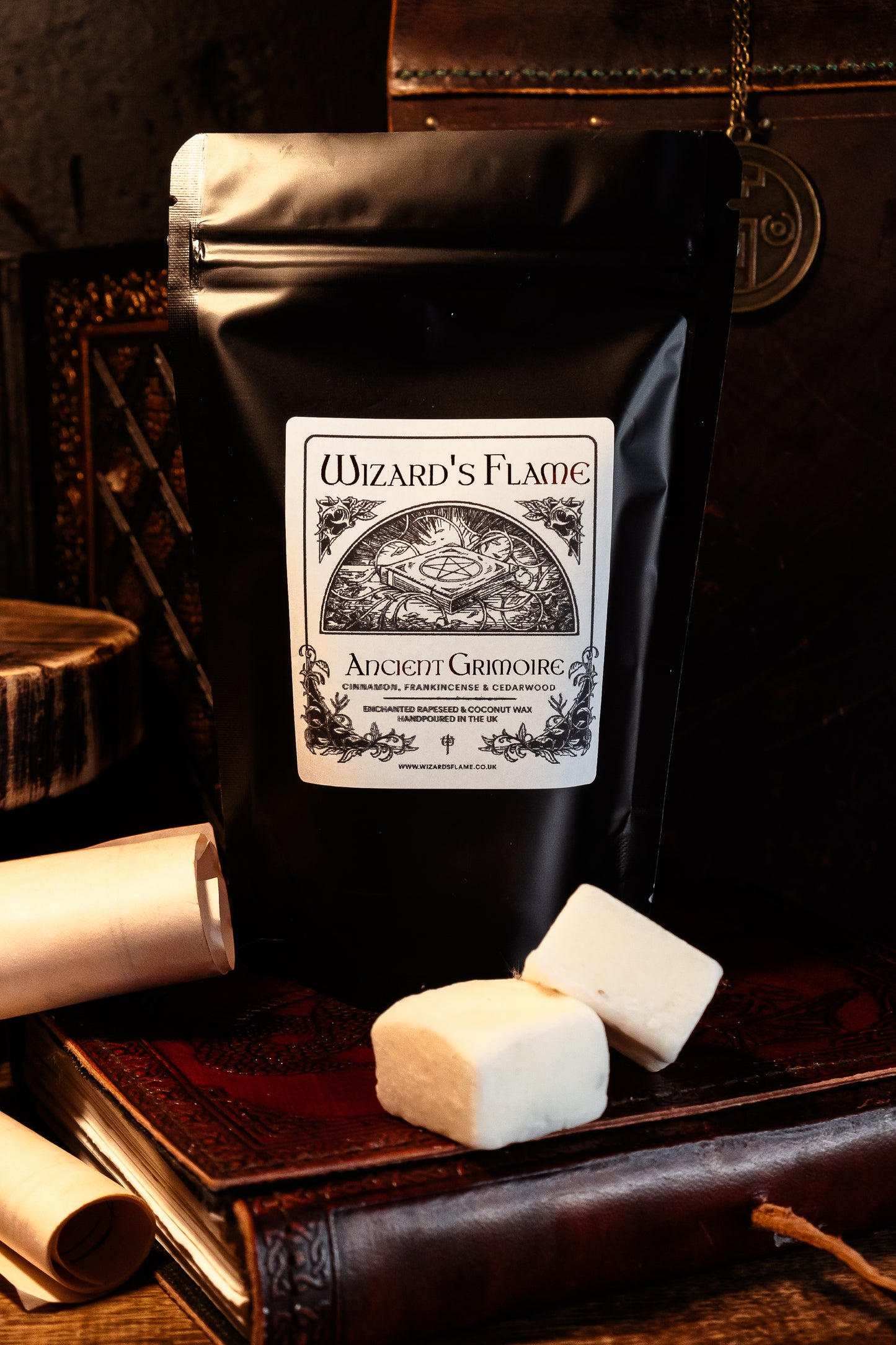 Ancient Grimoire - Frankincense & Cedarwood