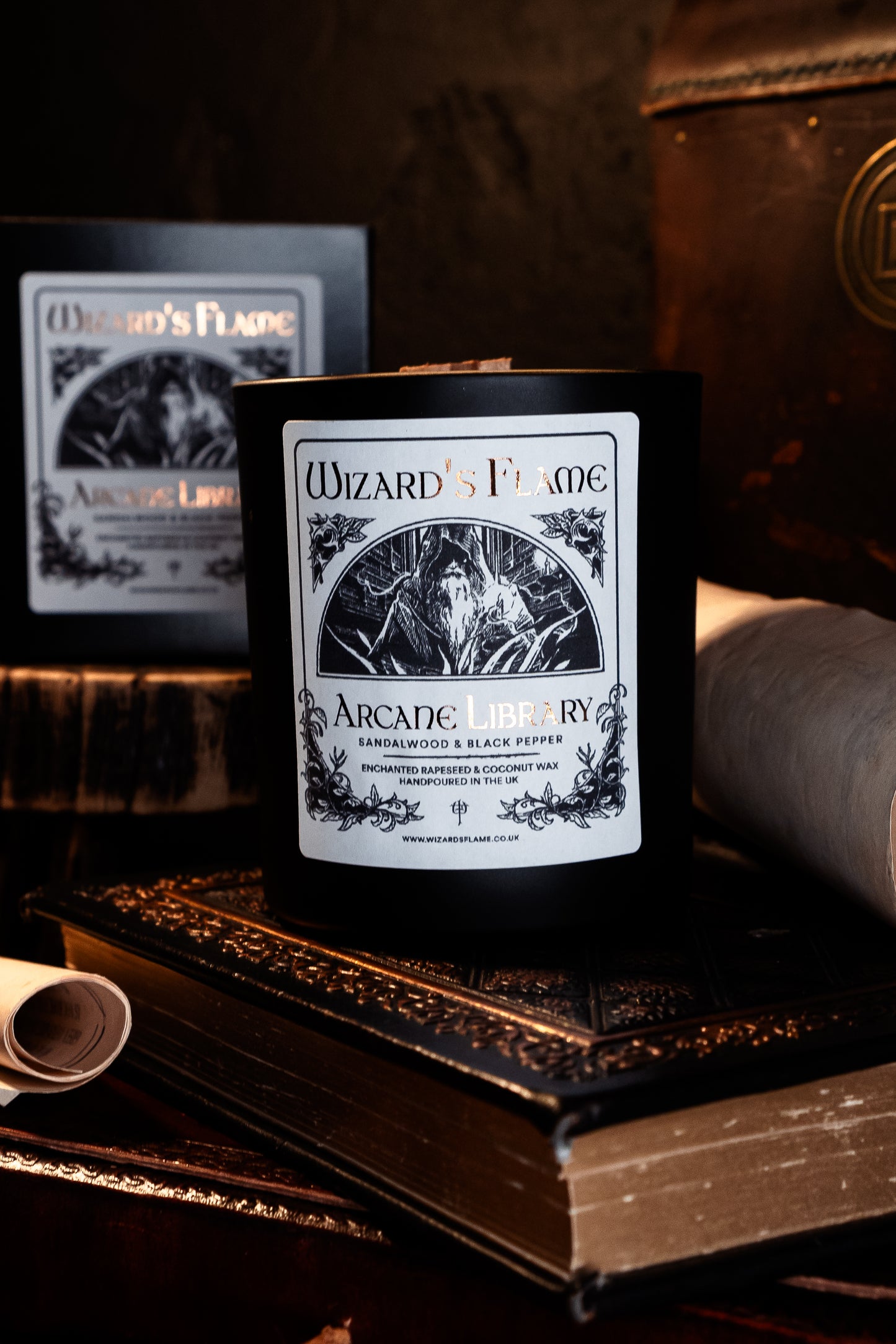 Arcane Library - Sandalwood & Black Pepper