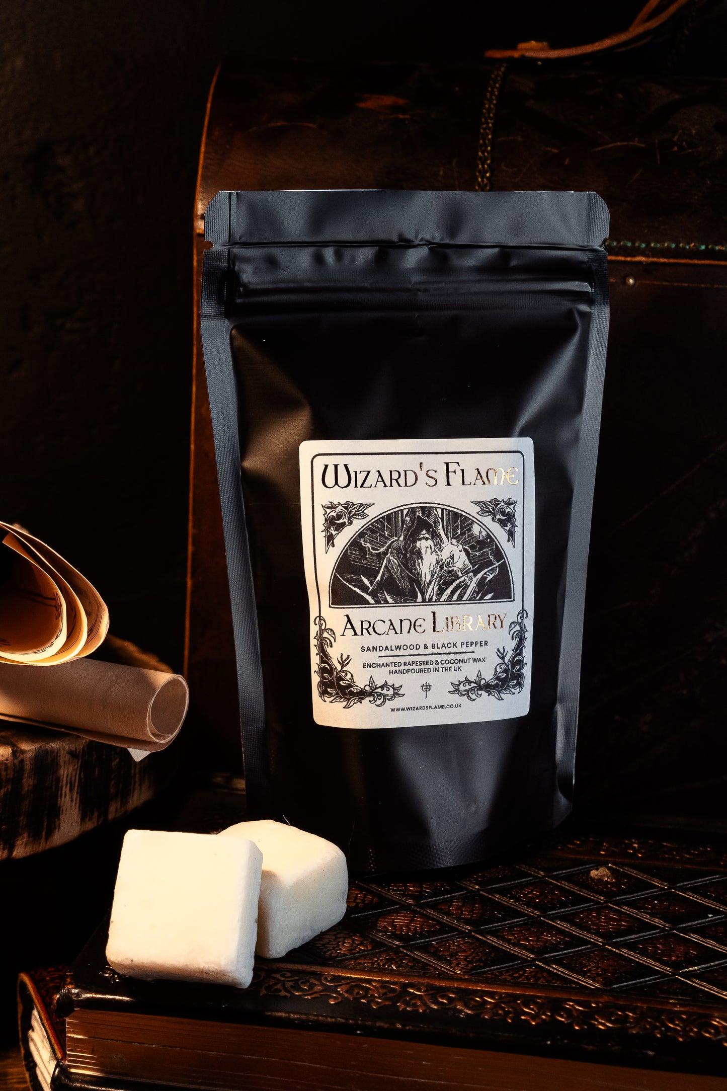 Arcane Library - Sandalwood & Black Pepper