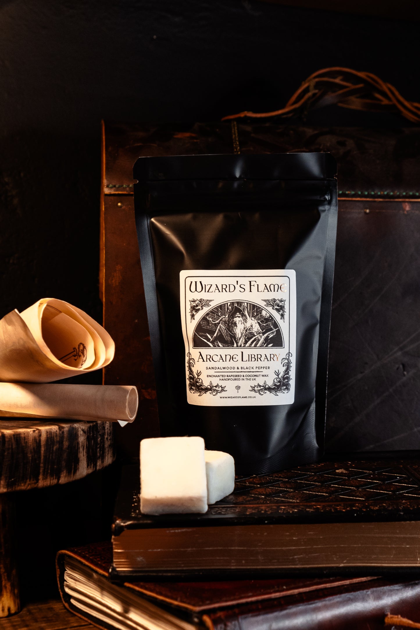Arcane Library - Sandalwood & Black Pepper
