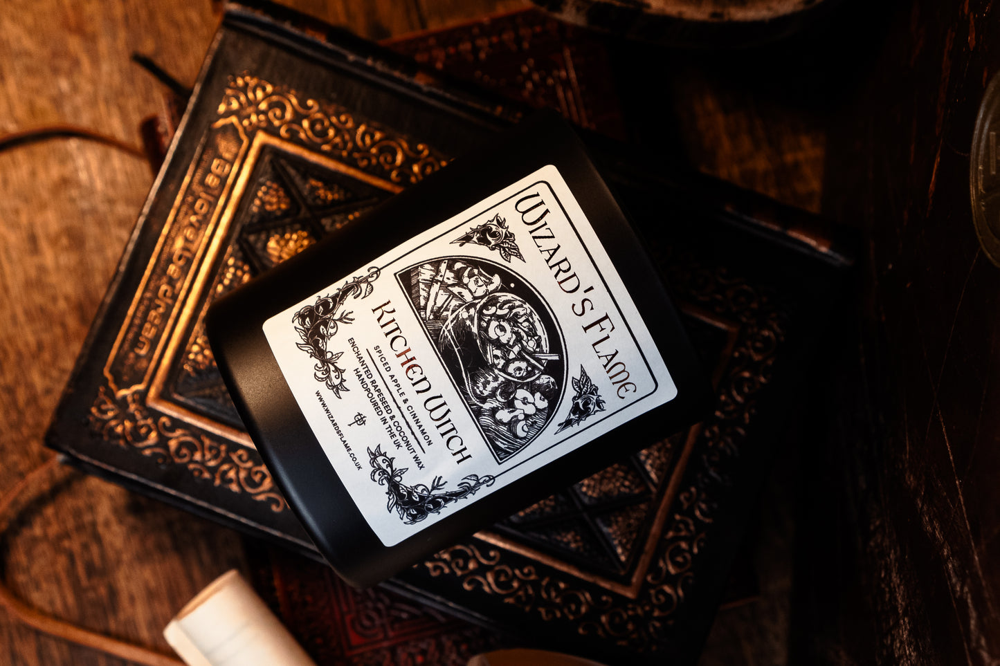 Kitchen Witch - Spiced Apple & Cinnamon